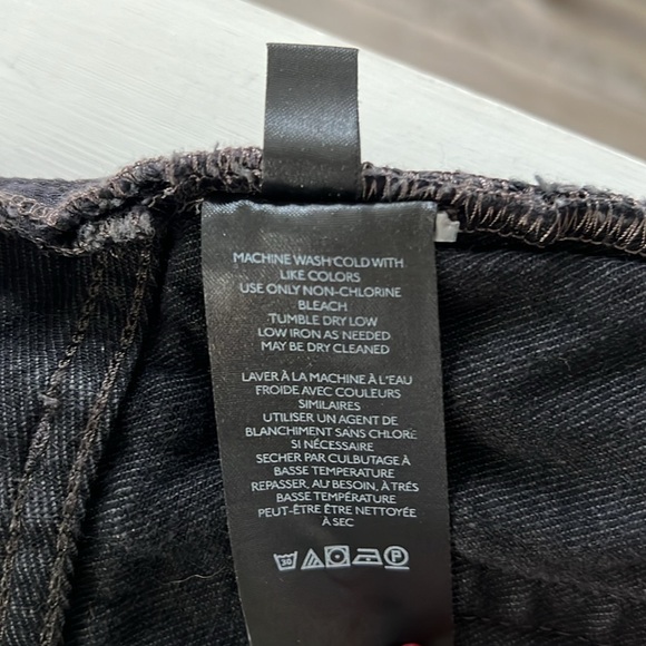 FREE PEOPLE 24 black hidden button fly shorts - Picture 6 of 7